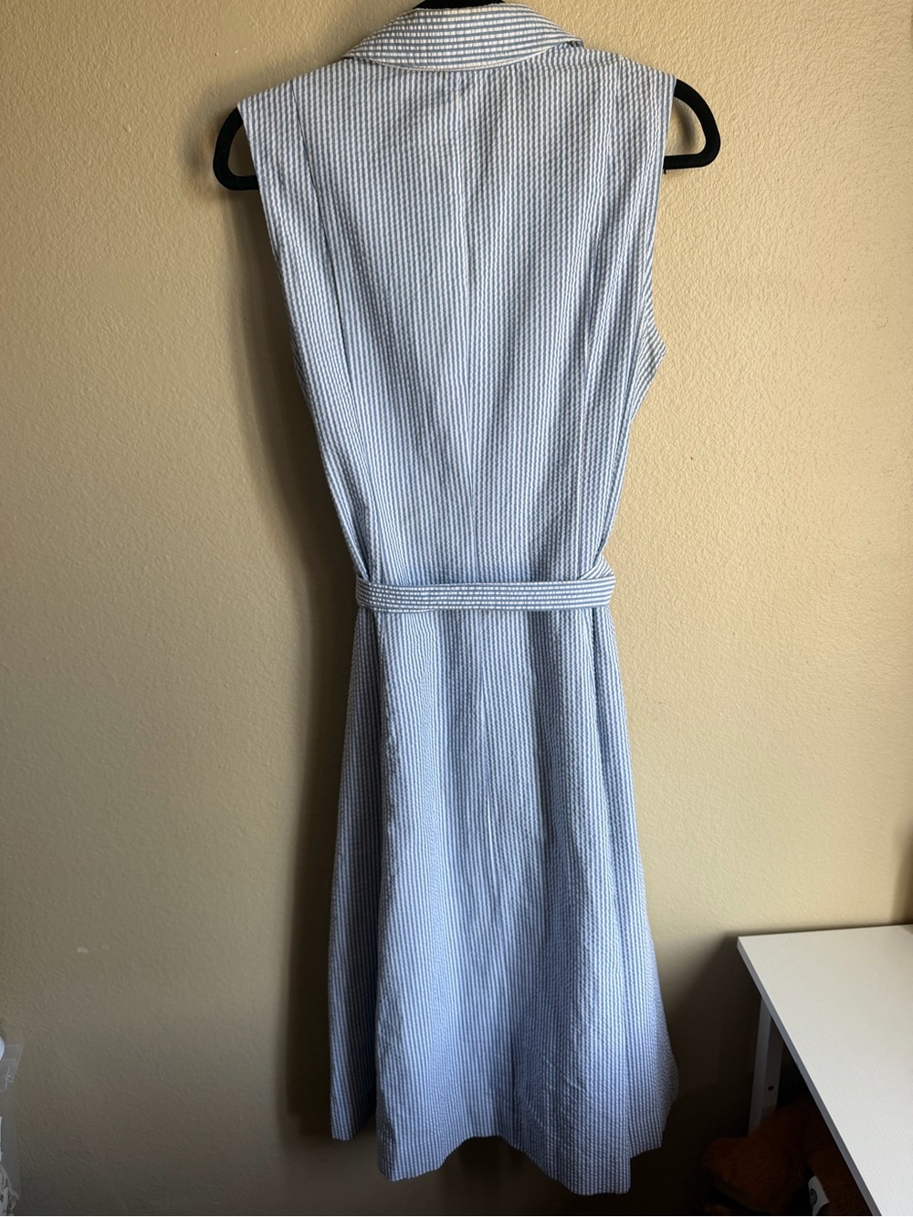 Anne Klein Light Blue and White Sleeveless Midi Shirt Dress - Picture 3 of 4